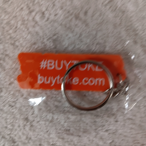 Toke Keychain - Picture 2 of 2